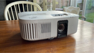 Epson EH-TW6250 4K Pro-UHD Projector